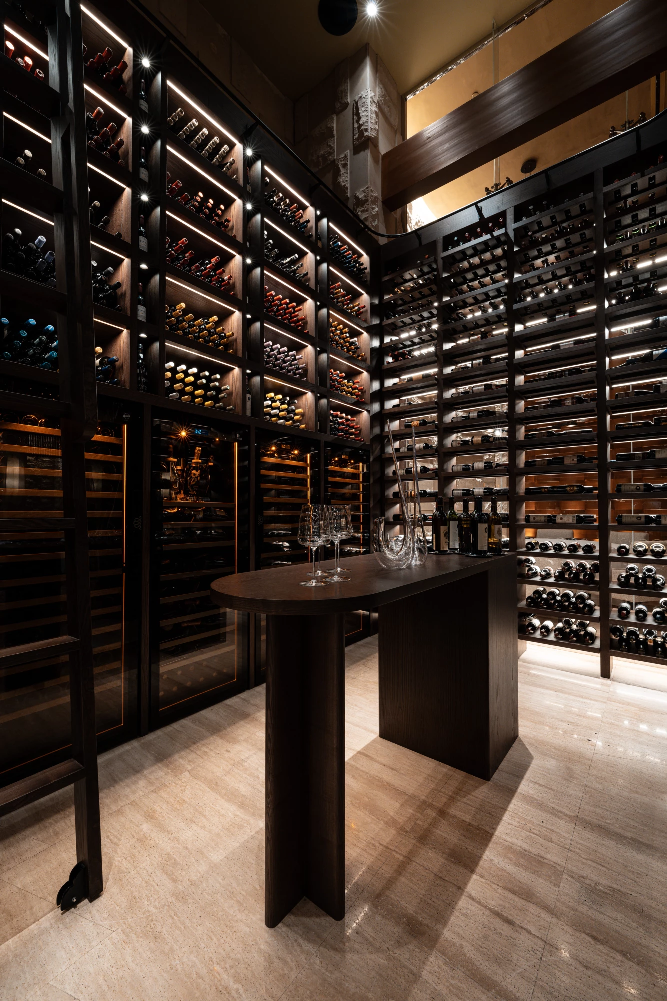 Champagne Collection / Revelation Collection - United Arab Emirates