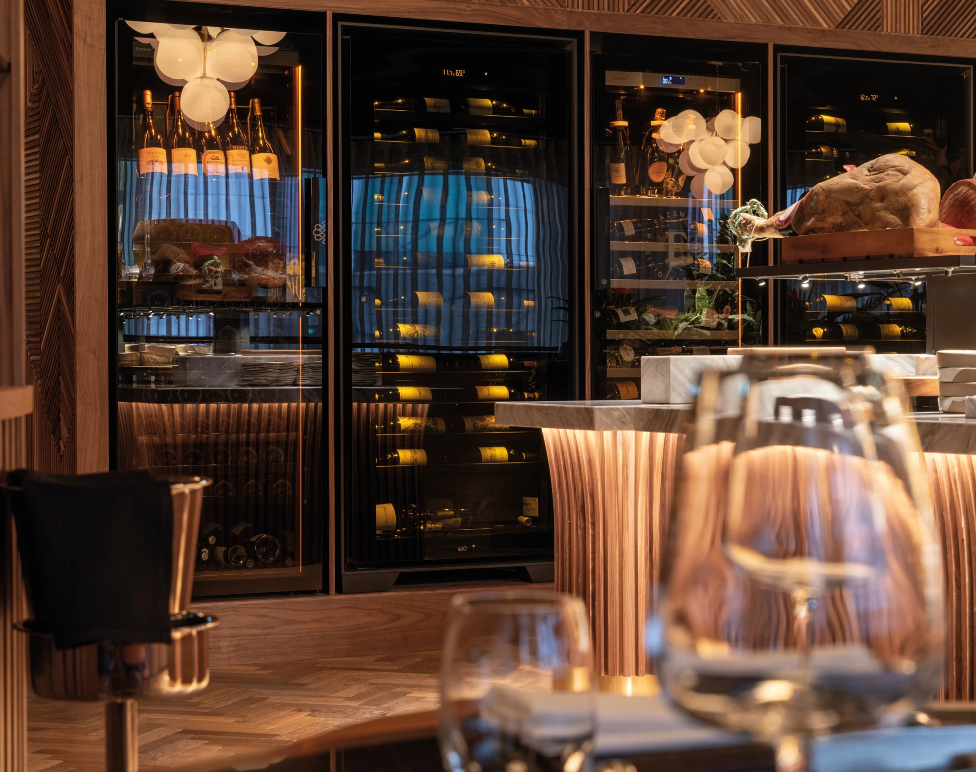 Champagne Collection / Revelation Collection / Royale Collection - United Kingdom