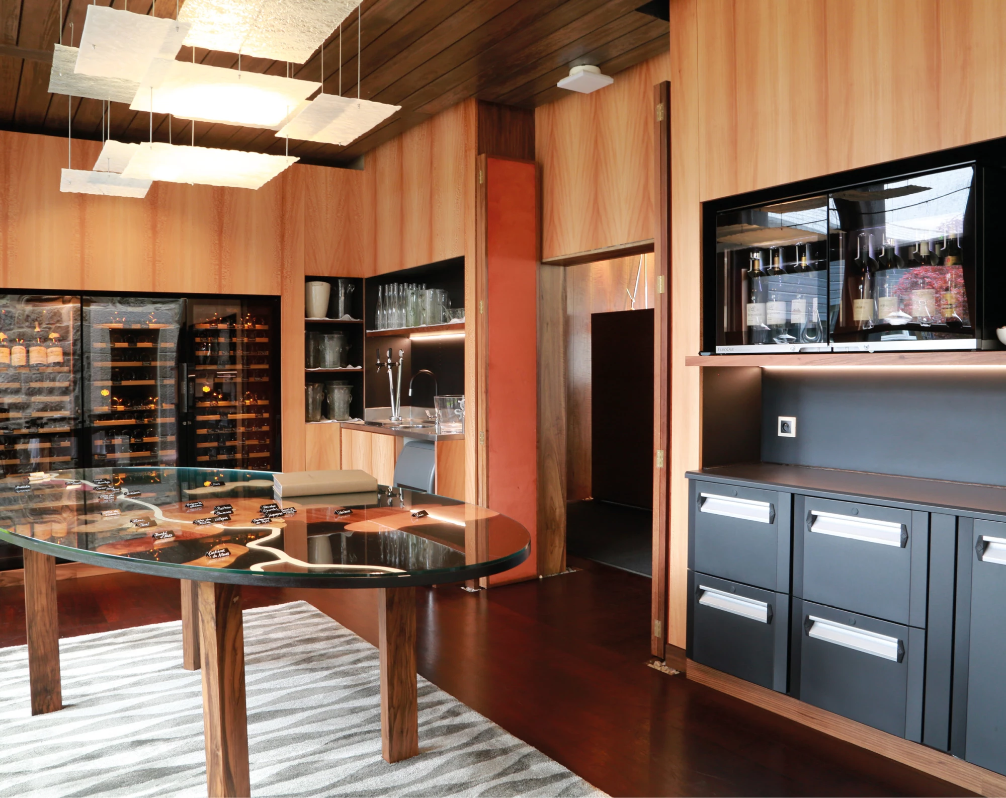 Revelation Collection / Wine Bar Collection - France