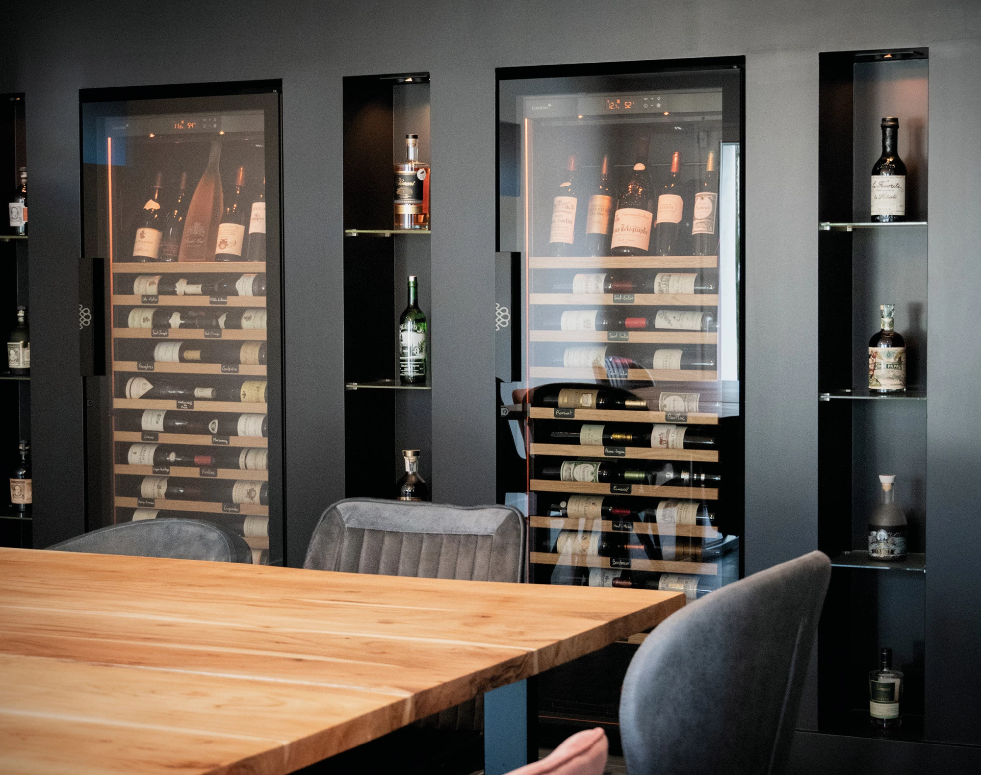 Revelation Collection - France