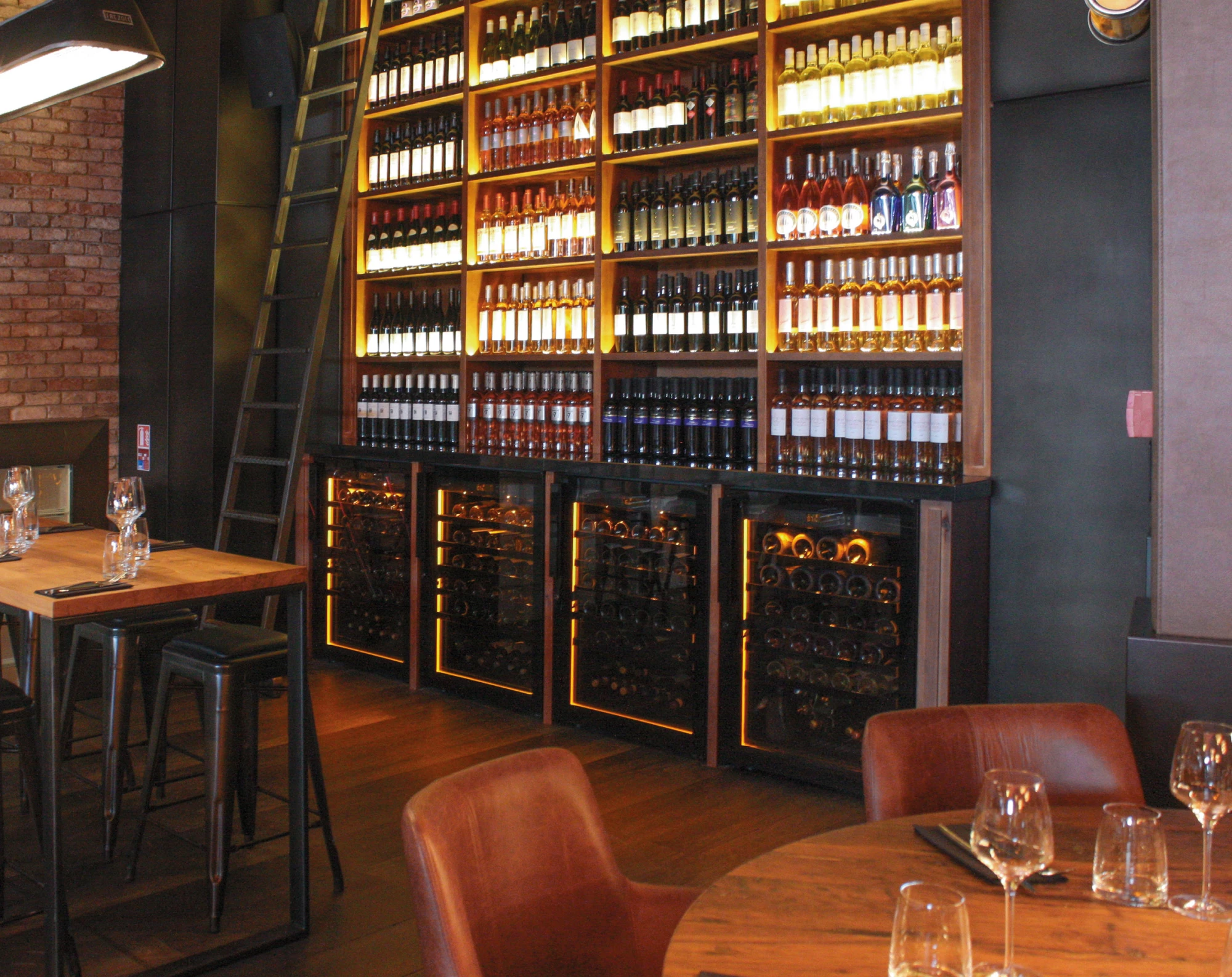 Revelation Collection - France