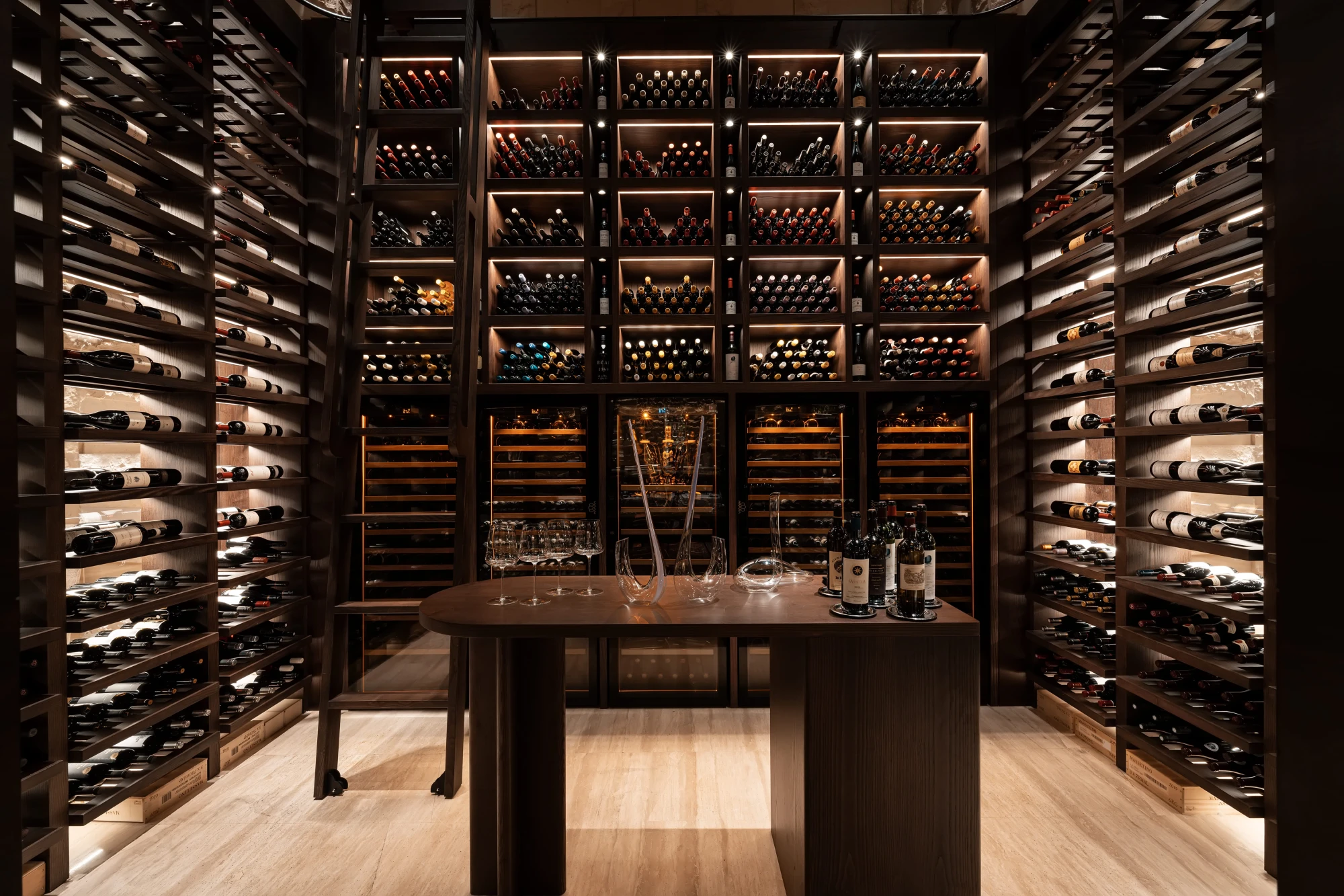 Champagne Collection / Revelation Collection - United Arab Emirates